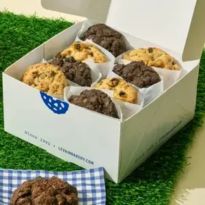 Custom bakery packaging box design for cakes and pastries