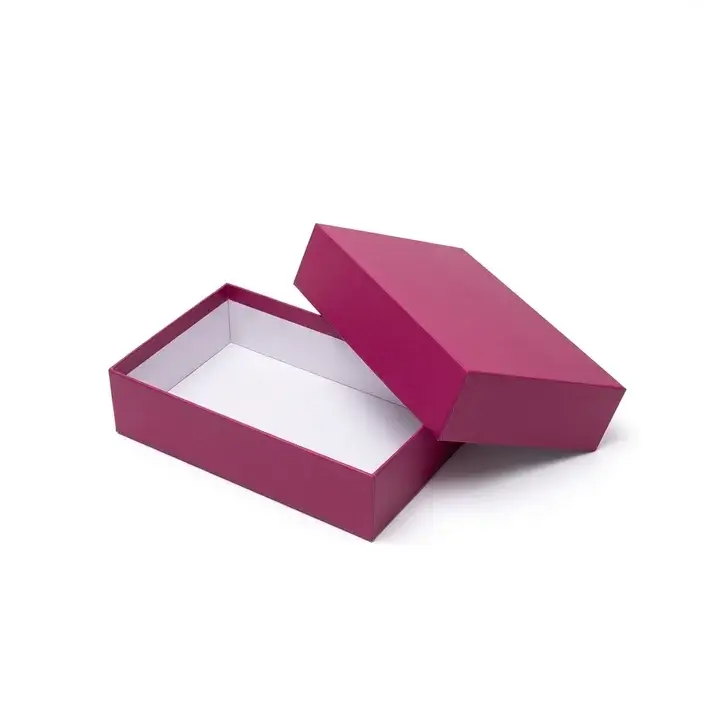 Two-piece rigid setup box with removable telescoping lid